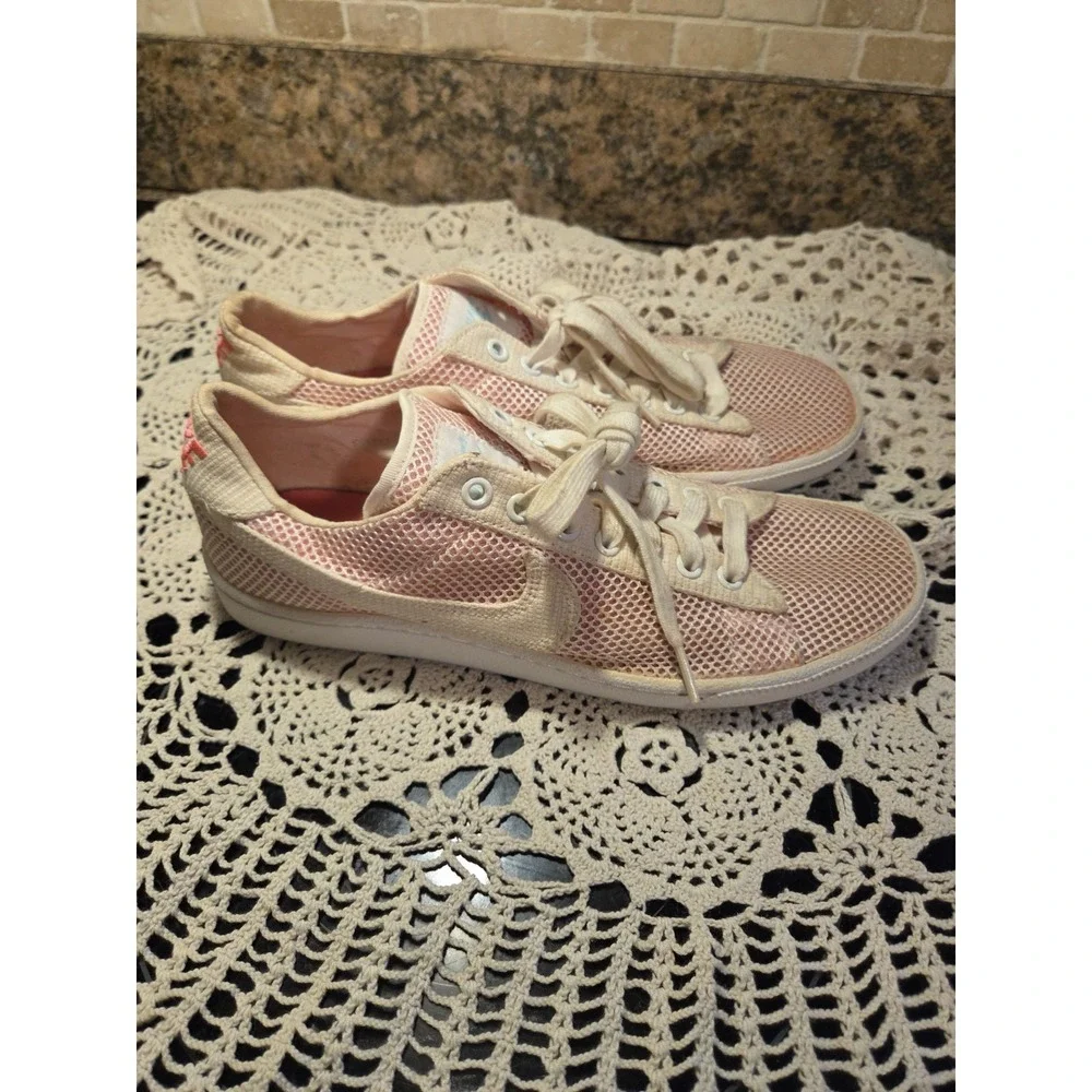 Vintage Nike Pink Mesh Sneakers Womens Size 8.5
